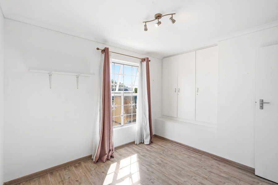 2 Bedroom Property for Sale in Thornton Western Cape